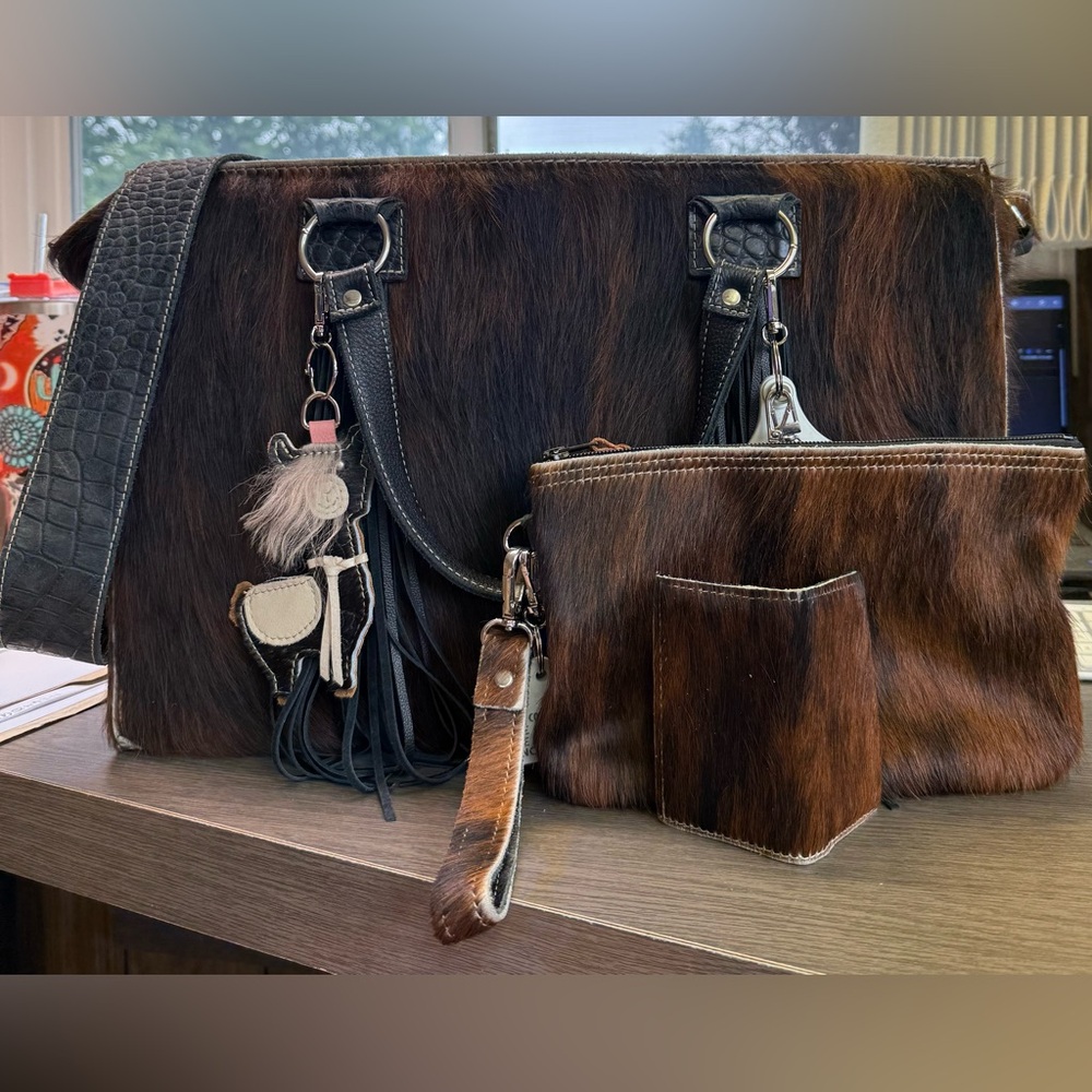 Holy Cow Couture- Get Outta Dodge Tote Bag with Carley